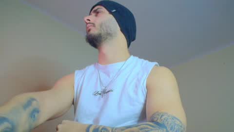 Snapshot of xandercagex chatting on February 16, 9:37 am XanderCageX online show from February 16, 9:37 am