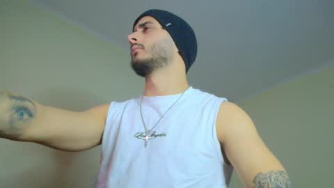 Snapshot of xandercagex chatting on February 16, 12:43 pm XanderCageX online show from February 16, 12:43 pm