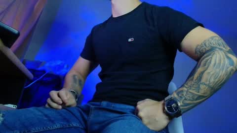 Snapshot of xandercagex chatting on October 16, 5:19 am XanderCageX online show from October 16, 5:19 am