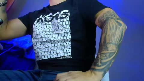 Snapshot of xandercagex chatting on October 18, 5:43 am XanderCageX online show from October 18, 5:43 am