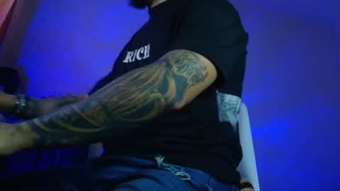 Snapshot of xandercagex chatting on October 28, 8:40 am XanderCageX online show from October 28, 8:40 am