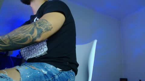 Snapshot of xandercagex chatting on November 18, 6:18 am XanderCageX online show from November 18, 6:18 am