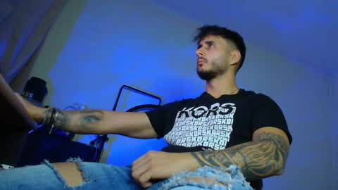 Snapshot of xandercagex chatting on November 23, 4:51 pm XanderCageX online show from November 23, 4:51 pm