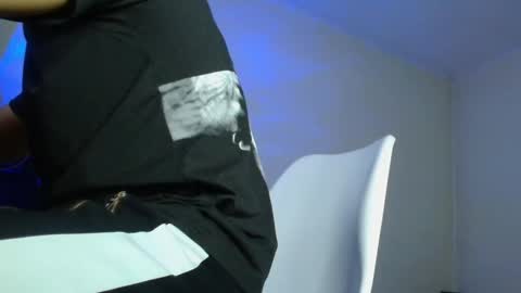 Snapshot of xandercagex chatting on November 24, 6:29 pm XanderCageX online show from November 24, 6:29 pm