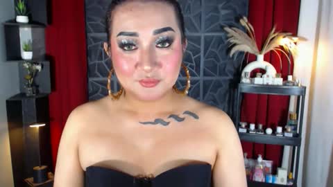 Nira   NOT INTO CHEAP GUYS  online show from October 12, 4:28 pm