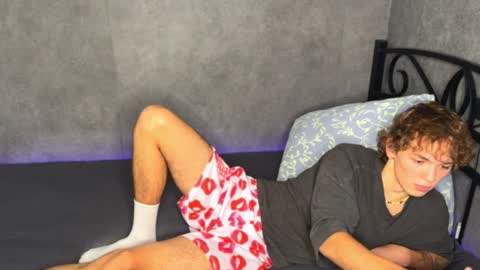 Snapshot of xavier_200 chatting on November 14, 2:54 am Xavier PVT open online show from November 14, 2:54 am