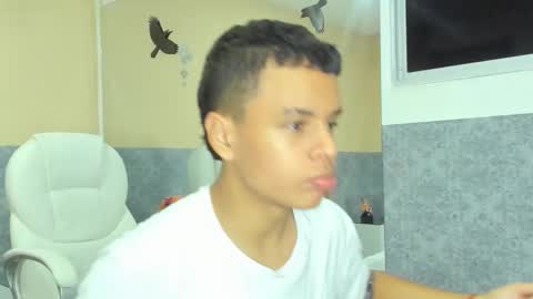 xavier fox   online show from October 15, 12:49 pm