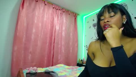 Snapshot of xayunrin chatting on December 6, 4:47 am xayu online show from December 6, 4:47 am