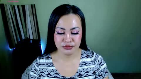 Snapshot of xcalisthra_69x chatting on November 24, 8:08 pm Godess Lucy online show from November 24, 8:08 pm