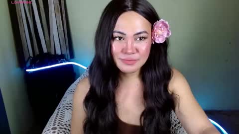 Snapshot of xcalisthra_69x chatting on November 30, 6:45 pm Godess Lucy online show from November 30, 6:45 pm