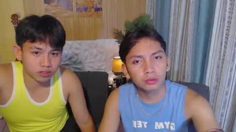 Snapshot of xcigbatecum chatting on September 9, 11:37 pm Charlie online show from September 9, 11:37 pm