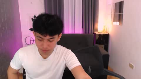 Snapshot of xcigbatecum chatting on September 30, 7:19 pm Charlie online show from September 30, 7:19 pm