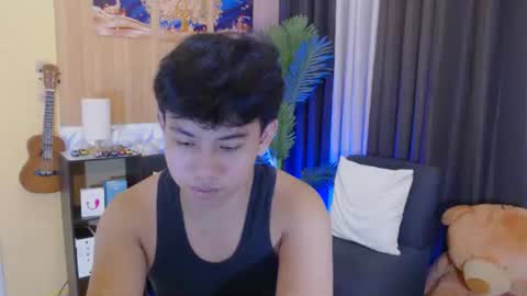 Snapshot of xcigbatecum chatting on October 11, 3:10 pm Charlie online show from October 11, 3:10 pm