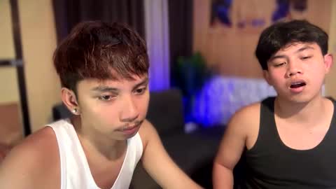 Snapshot of xcigbatecum chatting on November 7, 3:45 pm Charlie online show from November 7, 3:45 pm