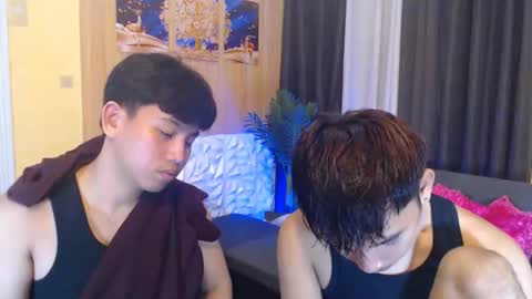 Snapshot of xcigbatecum chatting on November 10, 2:49 pm Charlie online show from November 10, 2:49 pm