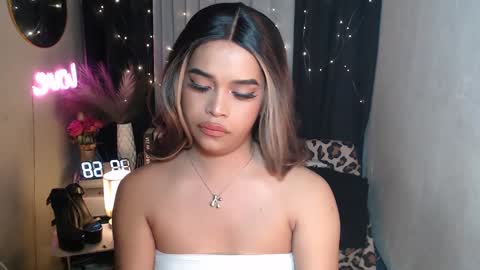 Snapshot of xclassylorainne chatting on December 31, 2:58 pm lorainne online show from December 31, 2:58 pm