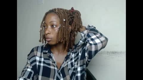 xcreamypussy online show from December 26, 8:11 pm