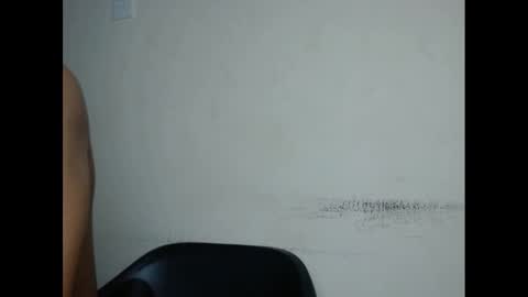 xcreamypussy online show from January 1, 11:18 pm