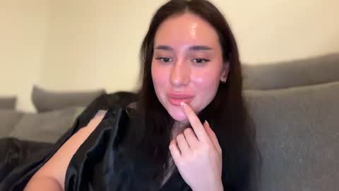 XCuteXbunny online show from October 22, 9:36 pm