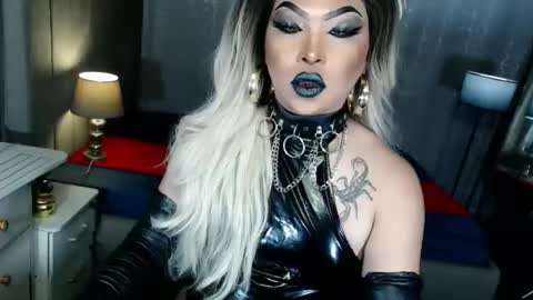 Zhavia online show from November 4, 6:29 pm