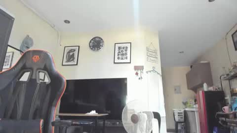 Snapshot of xdreamangel chatting on December 27, 7:08 am xdreamangel online show from December 27, 7:08 am