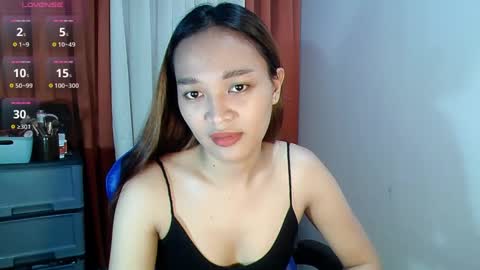 xhotlickerkiarax online show from December 6, 6:59 am