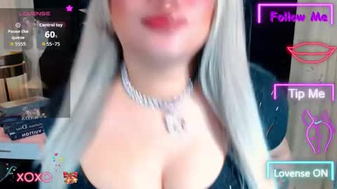 Snapshot of xhugeharleyselfsuckerx chatting on November 19, 1:22 pm xHUGECOCKTILLCUMX online show from November 19, 1:22 pm