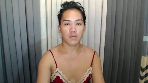 GWEN THOMPSON .......   online show from January 23, 9:50 am