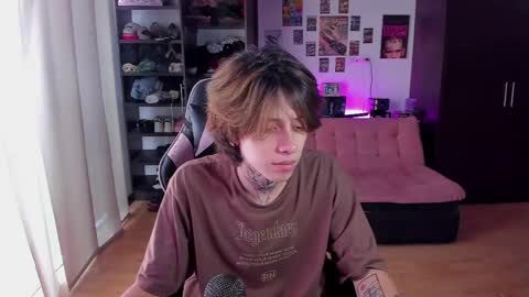 xIce Boy online show from April 20, 6:31 pm