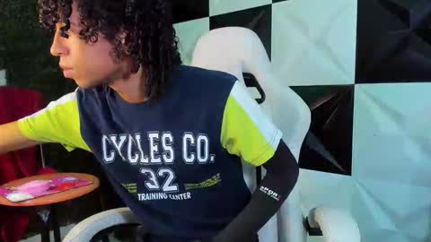 xion_ez online show from March 3, 8:04 pm