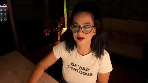 Snapshot of xlaracroftx chatting on November 6, 9:59 pm Lara online show from November 6, 9:59 pm