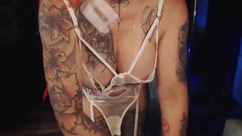 Snapshot of xlisbetx chatting on October 30, 2:02 am xlisbetx online show from October 30, 2:02 am