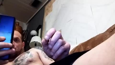 Snapshot of xlpack69 chatting on January 6, 9:30 am John online show from January 6, 9:30 am