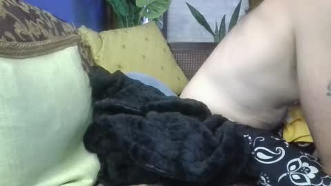 Snapshot of xlpack69 chatting on September 30, 9:03 am John online show from September 30, 9:03 am