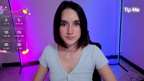 Snapshot of xmialozanoxx chatting on October 21, 8:48 am MiaLozano online show from October 21, 8:48 am