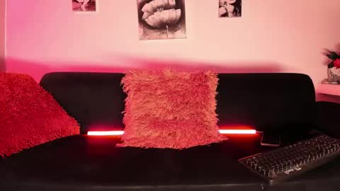 Snapshot of xmistresspervet chatting on November 14, 6:23 am xmistresspervet online show from November 14, 6:23 am