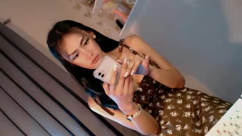 Snapshot of xnaughtyandsweet69_ chatting on February 2, 1:34 am JACKY DELOS SANTOS online show from February 2, 1:34 am