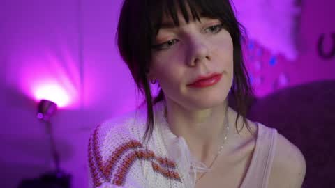 Bella Bondai online show from January 18, 10:49 am