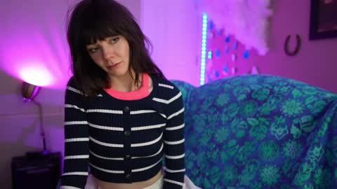 Bella Bondai online show from February 26, 3:19 pm