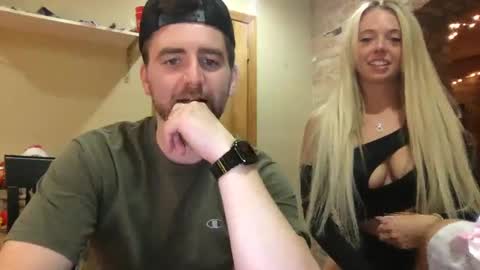 Snapshot of xoprincesspeachxo chatting on September 30, 12:04 am xoprincesspeachxo online show from September 30, 12:04 am