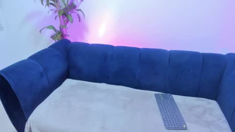 xoxo_angel online show from November 24, 10:53 pm