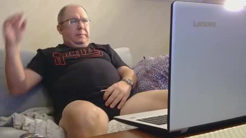 Snapshot of xrap chatting on November 3, 4:08 pm xrap online show from November 3, 4:08 pm