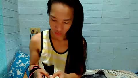 Ask Me Baby  online show from March 5, 2:25 am