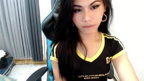 aira online show from February 5, 8:25 pm