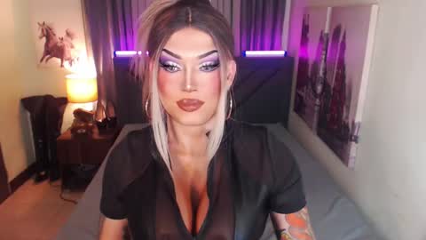 Cattaleya online show from February 26, 1:52 pm