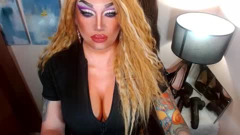 Cattaleya online show from September 18, 4:03 am