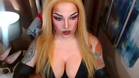 Cattaleya online show from November 30, 7:56 am