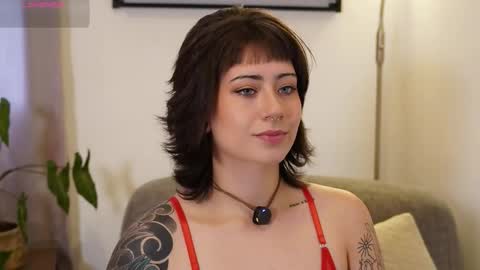 Blue online show from February 15, 7:32 pm