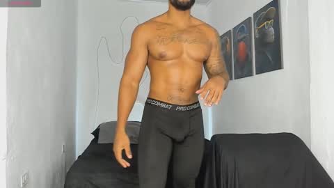 Stipp3r online show from November 7, 12:49 pm