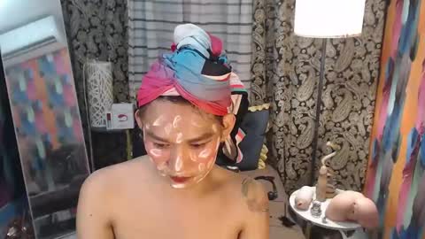 Snapshot of xtspetitehugecock chatting on February 26, 8:37 am xtspetitehugecock online show from February 26, 8:37 am